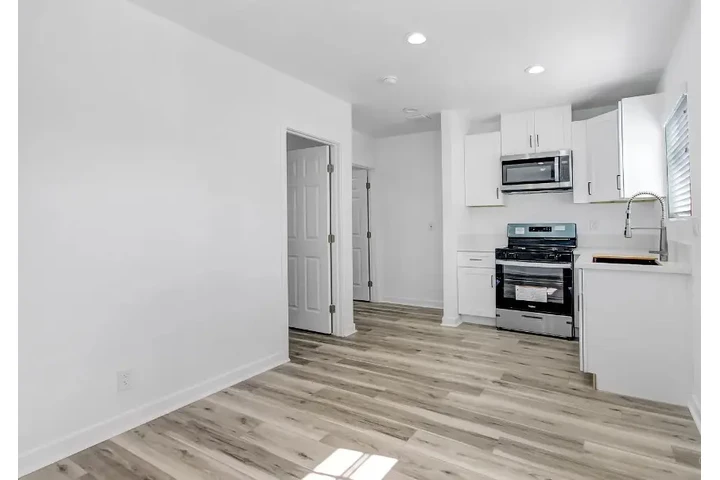 $1200 : Excelente casa de 1 dormitorio image 5