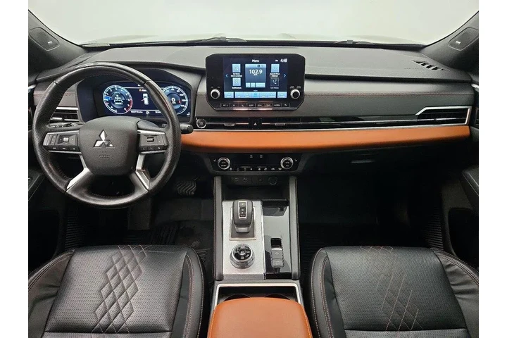 $26998 : Mitsubishi Outlander 2022 AW image 9