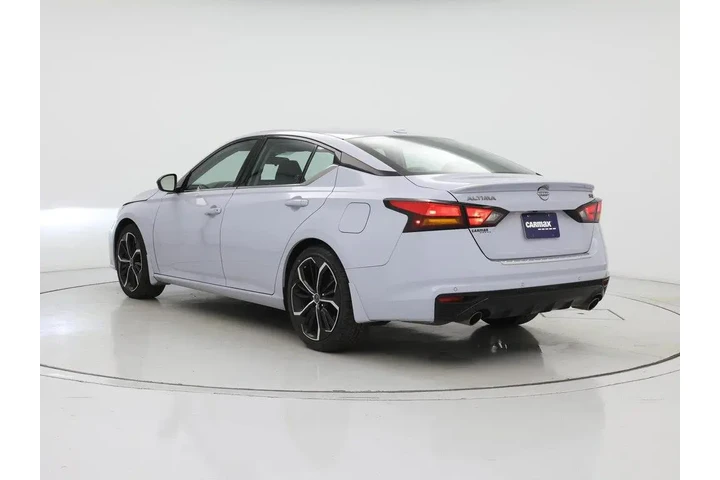 $22998 : Nissan Altima 2023 2.5 SR 4d image 2