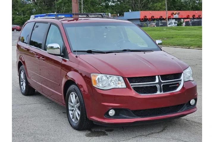 $5500 : 2015 Grand Caravan SXT Plus image 3