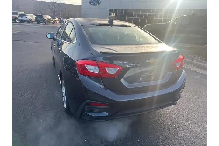 $6000 : Chevrolet Cruze 2016 LT Manu image 9