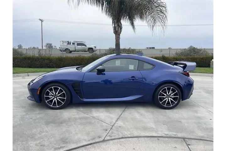 $28567 : Toyota GR86 2022 2dr Coupe 6 image 5