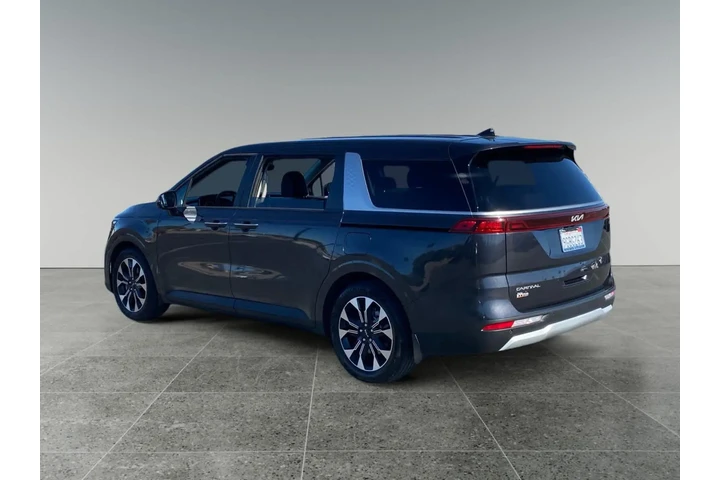 $39217 : Kia Carnival 2023 EX 4dr Min image 3