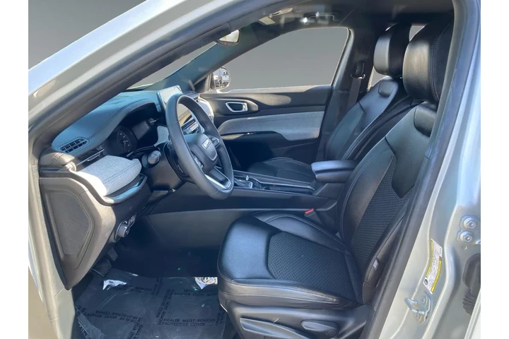 $25818 : Jeep Compass 2024 image 9