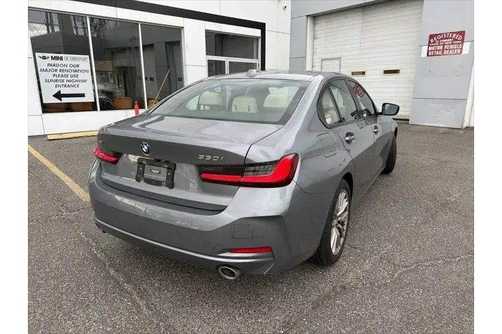 $36943 : BMW 3 Series 2023 AWD 330i x image 6