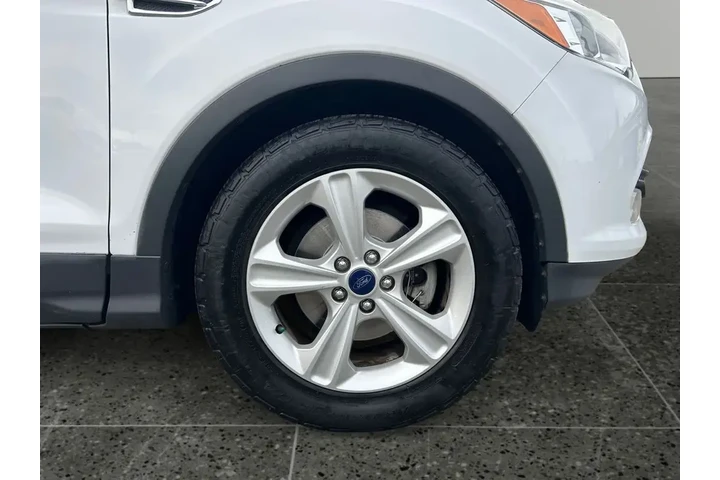 $15999 : Ford Escape 2015 SE 4dr SUV image 9