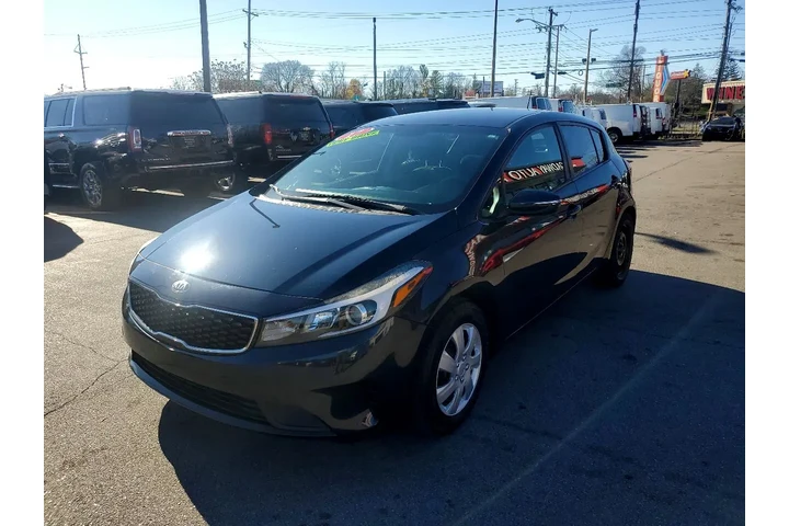 $11980 : 2017 Forte5 LX Auto image 6