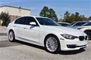 2013 BMW 3 Series 328i thumbnail