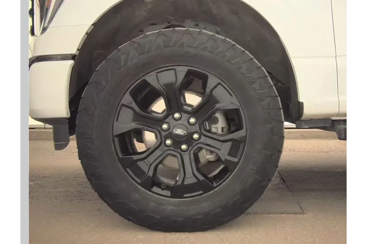 $38499 : Ford F-150 2023 4x4 XL 4dr S image 9