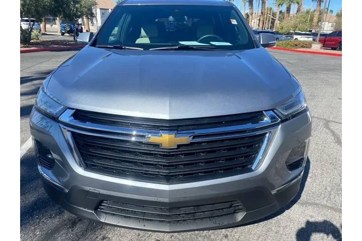 $27485 : Chevrolet Traverse 2023 LS 4 image 2