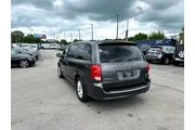 $6980 : 2019 Grand Caravan SXT Wagon thumbnail