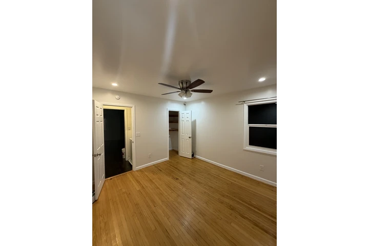 $2600 : Casa de renta image 2