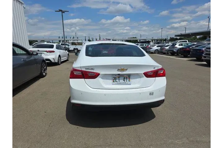 $19775 : Chevrolet Malibu 2024 LT 4dr image 2