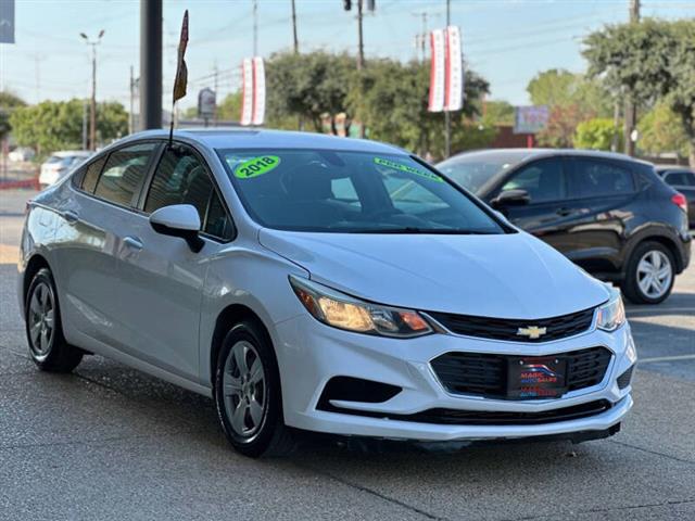 $12999 : 2018 Cruze LS Auto image 4