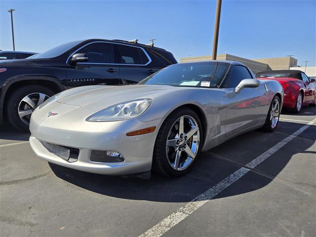 $22991 : Pre-Owned 2005 Corvette Base image 6