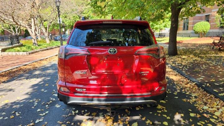 $20999 : 2017 RAV4 Limited image 6