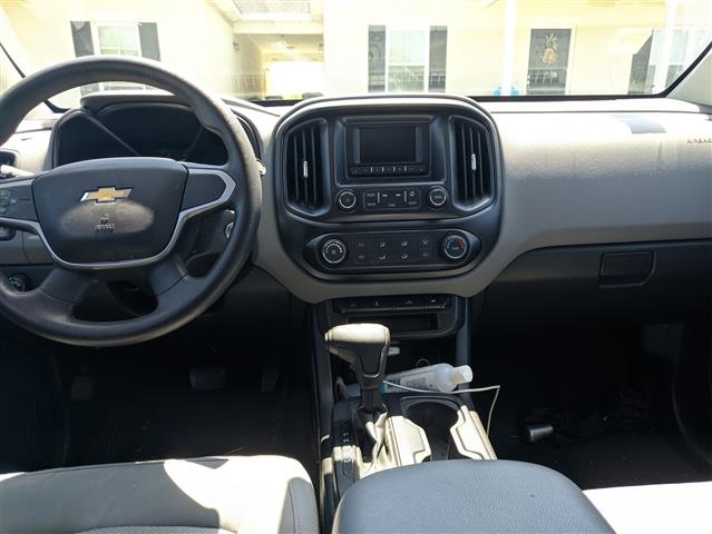 $9900 : 2015 Chevy Colorado Crew cab image 6