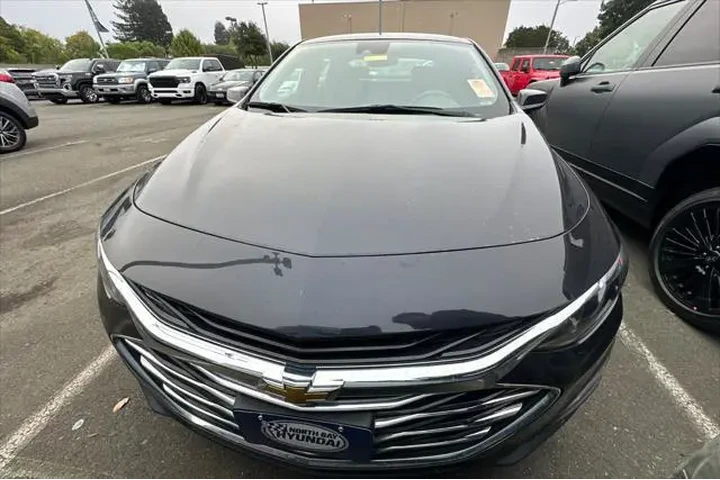 $15990 : Chevrolet Malibu 2023 LT 4dr image 5