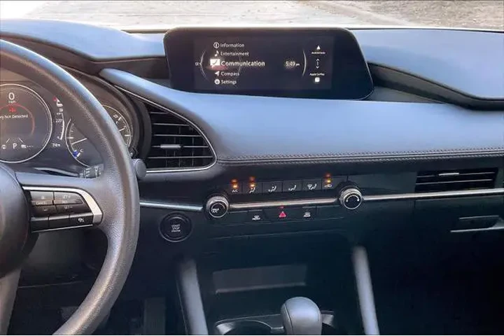 $21982 : Mazda Mazda3 Sedan 2025 2.5 image 5