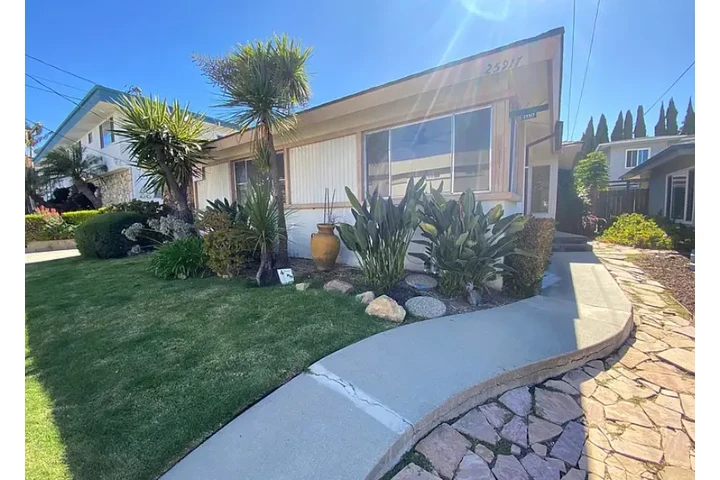 $2900 : ¡Su nueva casa le espera! image 1