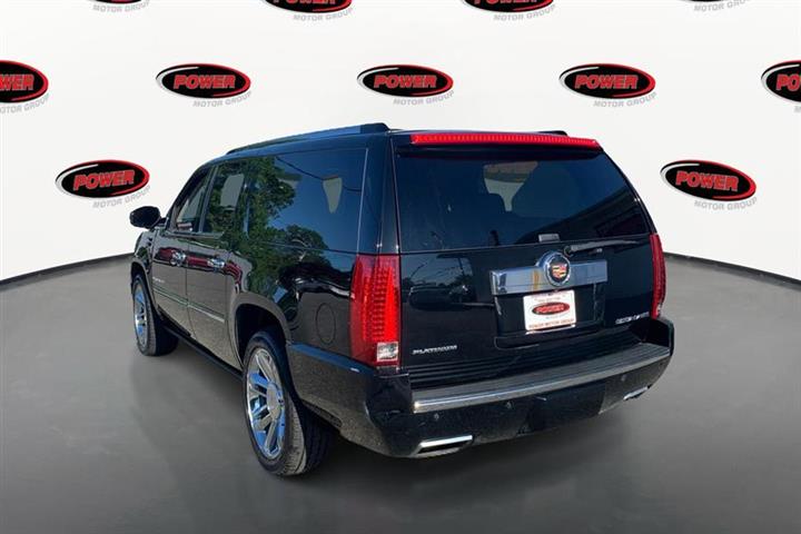 $23795 : Used 2014 Escalade ESV AWD 4d image 7