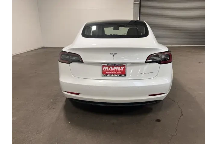 $22439 : Tesla Model 3 2022 AWD Long image 4