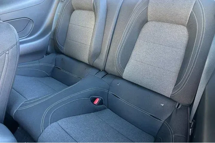 $32000 : Ford Mustang 2026 EcoBoost P image 9