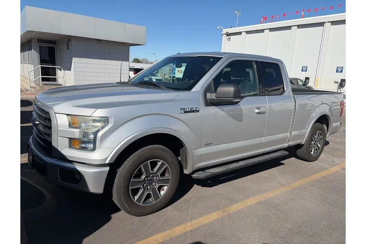 $19995 : Ford F-150 2015 4x2 XLT 4dr image 1