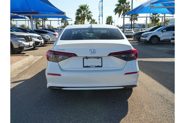 $21888 : Honda Civic 2022 LX 4dr Seda image 6