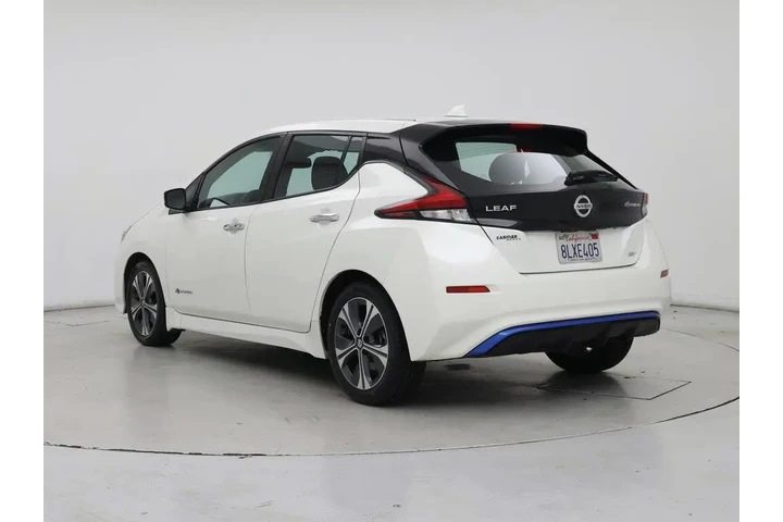 $11998 : Nissan LEAF 2019 SV 4dr Hatc image 2