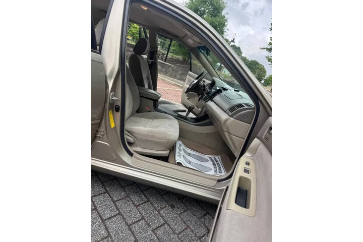 $2999 : 2003 Camry LE image 9