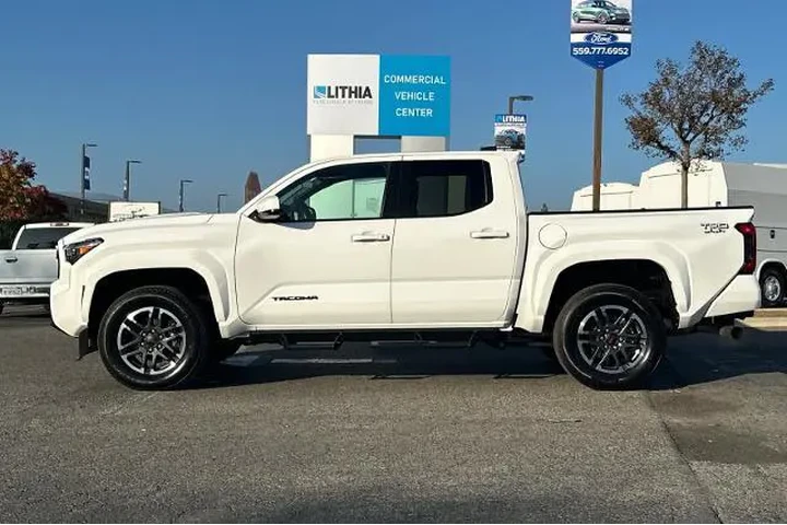 $39000 : Toyota Tacoma 2024 4x4 TRD S image 6