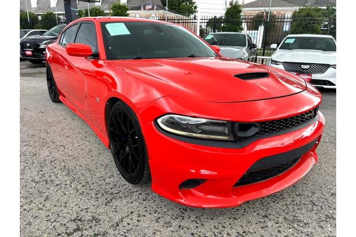 2019 Charger Scat Pack RWD image 2