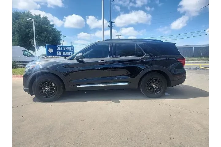 $34998 : Ford Explorer 2025 Active 4d image 4