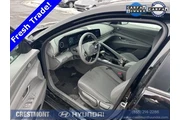 $18987 : Hyundai ELANTRA 2023 SEL 4dr thumbnail