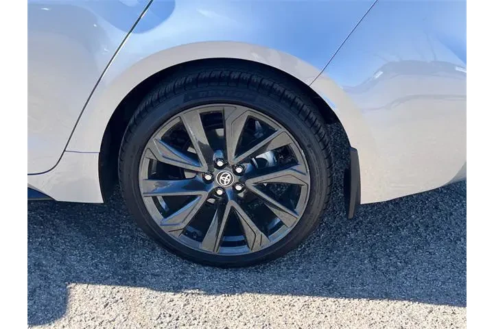 $27239 : Toyota Corolla 2025 SE 4dr S image 5