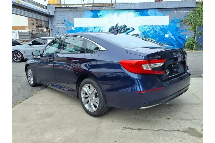 $17499 : Honda Accord 2020 LX 4dr Sed image 5