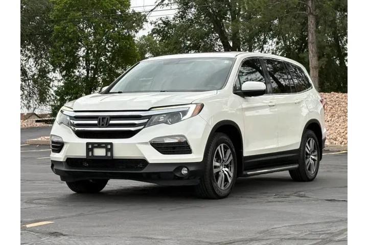$15900 : 2016 Pilot EX-L image 3