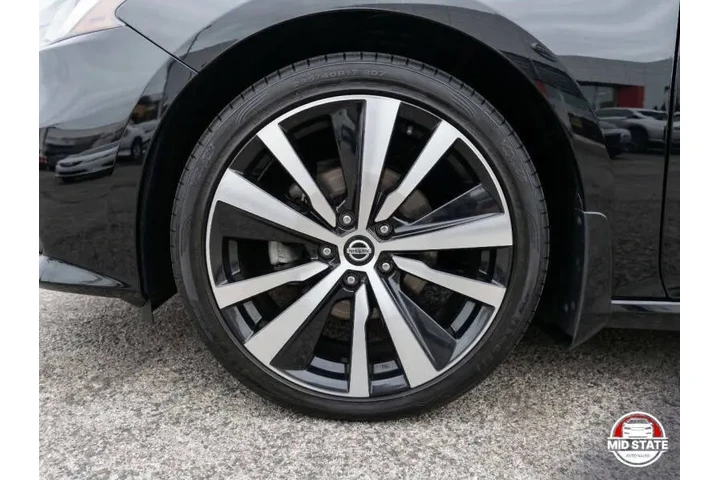 $14995 : 2019 Altima 2.5 SR image 10