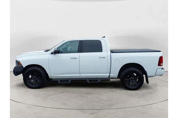 $26561 : Ram 1500 2017 4x4 Sport 4dr image 2