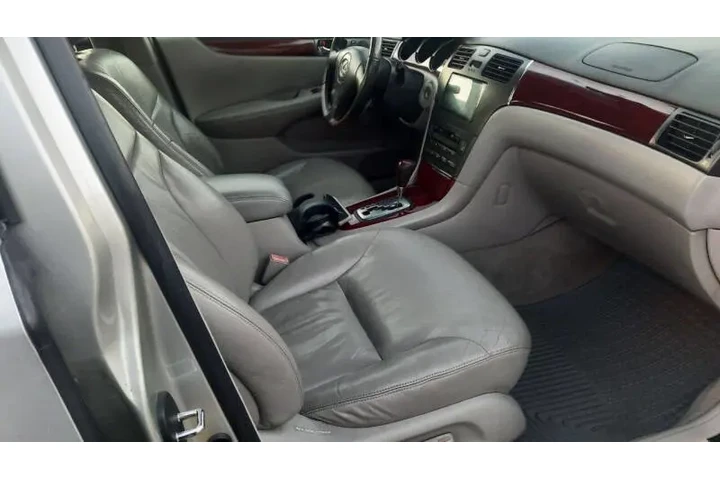 $6995 : 2002 ES 300 image 7