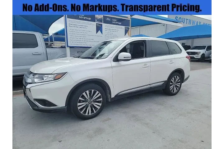 $18998 : Mitsubishi Outlander 2020 SE image 1
