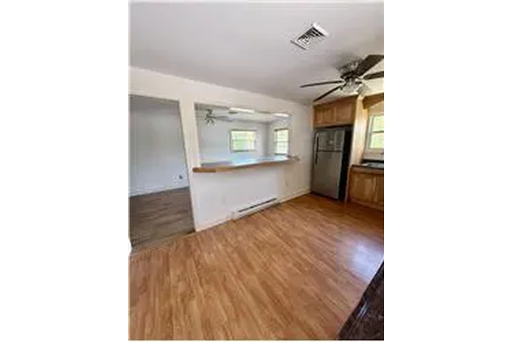 $2600 : Rental property with 3 bedro image 10