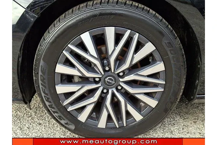 $18809 : Nissan Altima 2023 2.5 SV 4d image 9