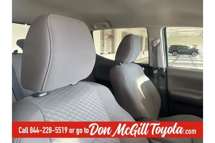 $29855 : Toyota Tacoma 2023 4x2 SR5 4 image 9