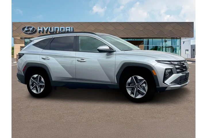 $31667 : Hyundai TUCSON Hybrid 2025 A image 10