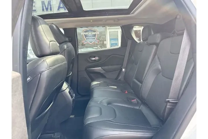 $18500 : Jeep Cherokee 2020 4x4 Limit image 9