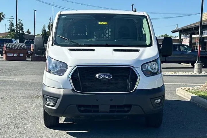 $39976 : Ford Transit 2025 250 3dr LW image 5