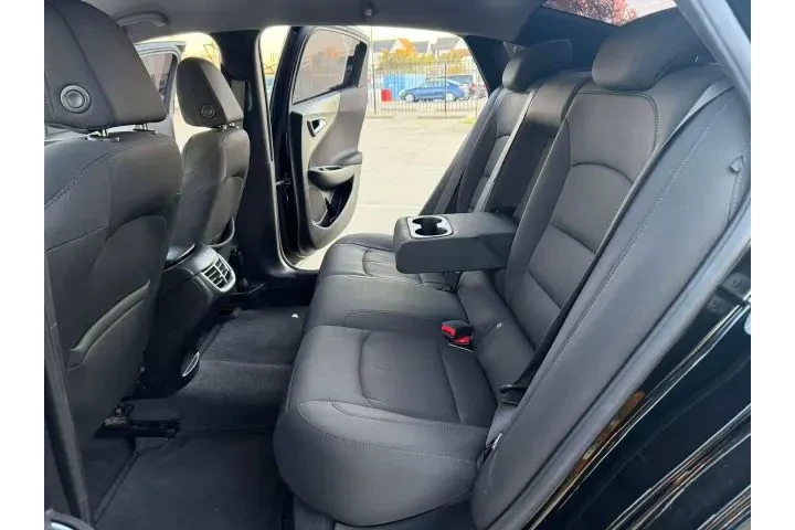 $11999 : 2020 CHEVROLET MALIBULT SEDAN image 3