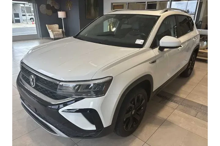 $18947 : Volkswagen Taos 2022 SE 4dr image 7